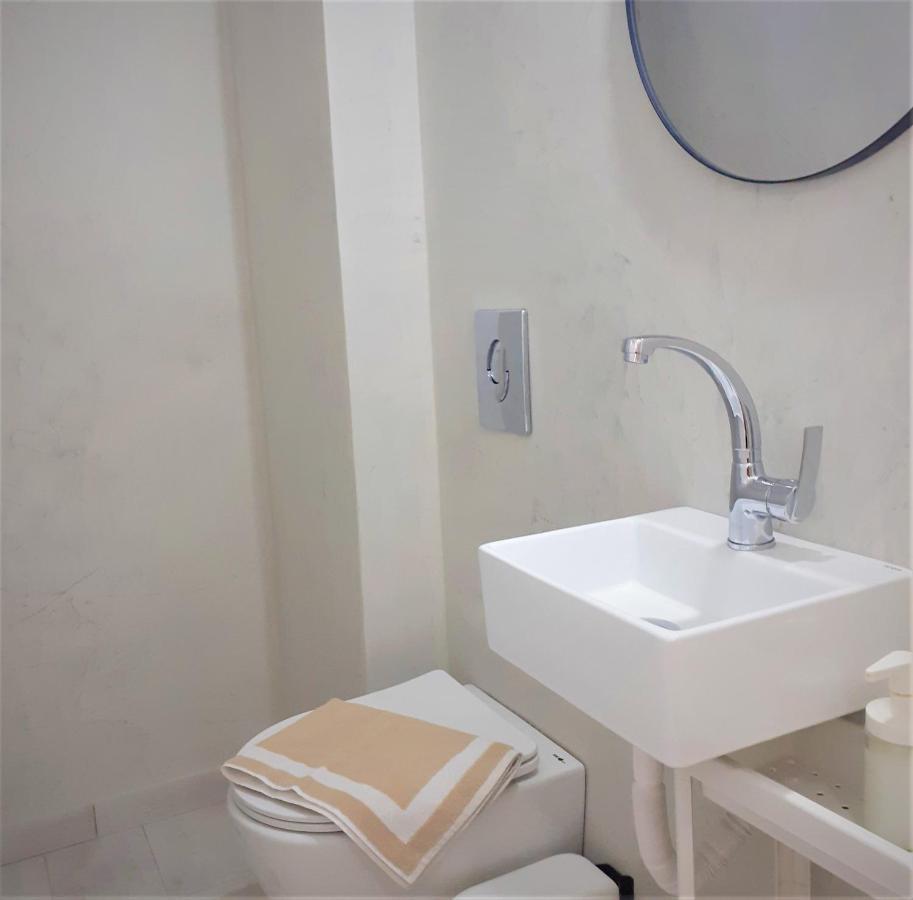 Kineta Seaside Summer Apartments エクステリア 写真