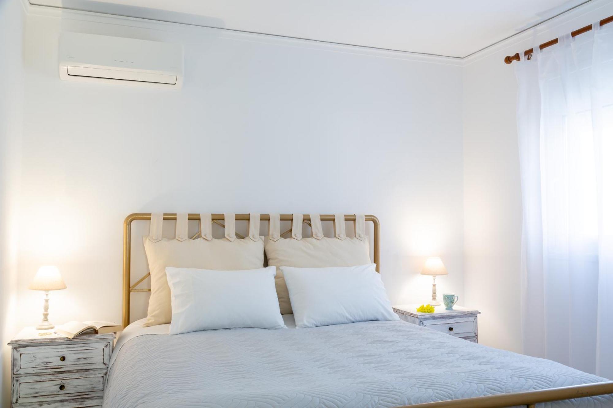 Kineta Seaside Summer Apartments エクステリア 写真