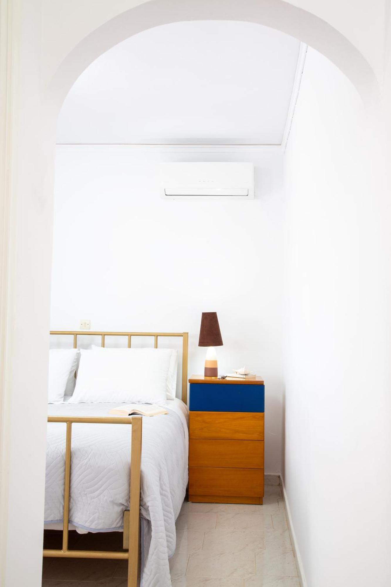 Kineta Seaside Summer Apartments エクステリア 写真